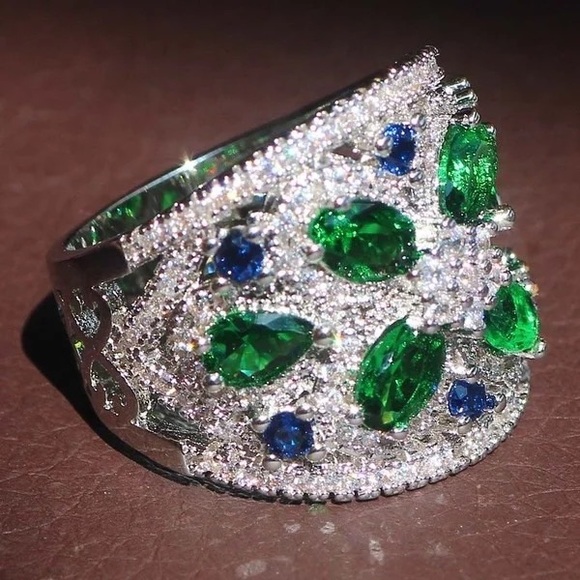 New 925 Silver Beautiful Jewelry Princess Cut Engagement Wedding Party Ring - Picture 6 of 7